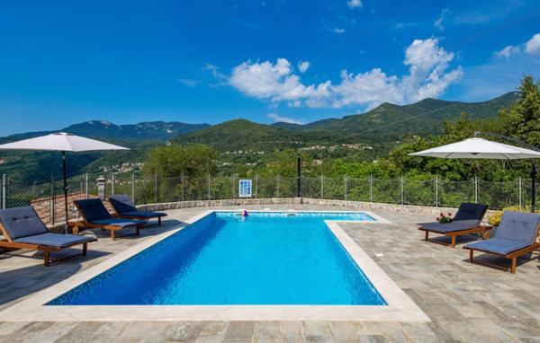 Villa Ivetta Veprinac Luaran gambar